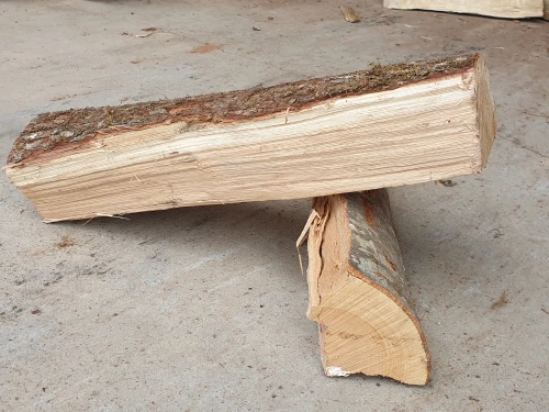 Bois-de-chauffage-en-vrac-Longueur-50-cm-1 Palette de 1 st de bois de chauffage 33 cm – sec et prêt à l’emploi.