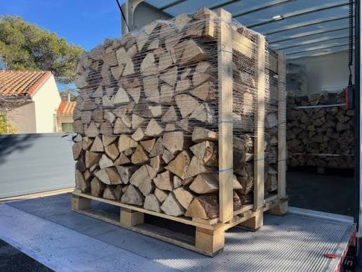 palette-bois-de-chauffage Palette de 1 st de bois de chauffage 25 cm - sec et prêt à l'emploi.